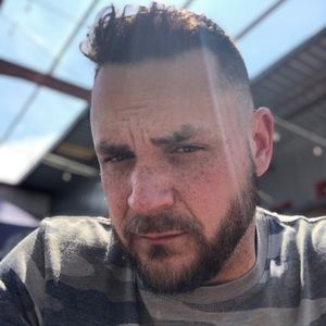 Meet your Posher, Fred